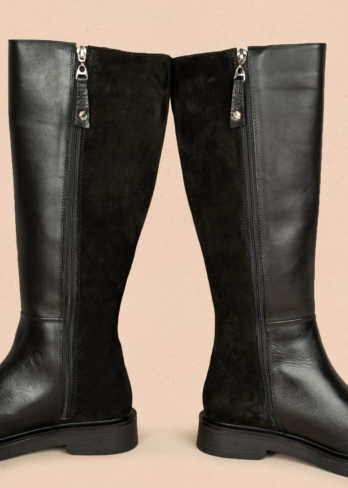 Bota en cuero color negro con hebilla 105965 - Image 4