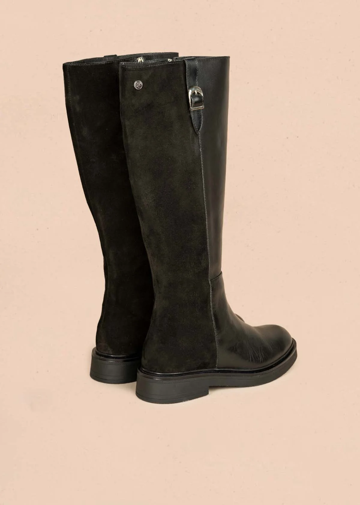Bota en cuero color negro con hebilla 105965 - Image 6