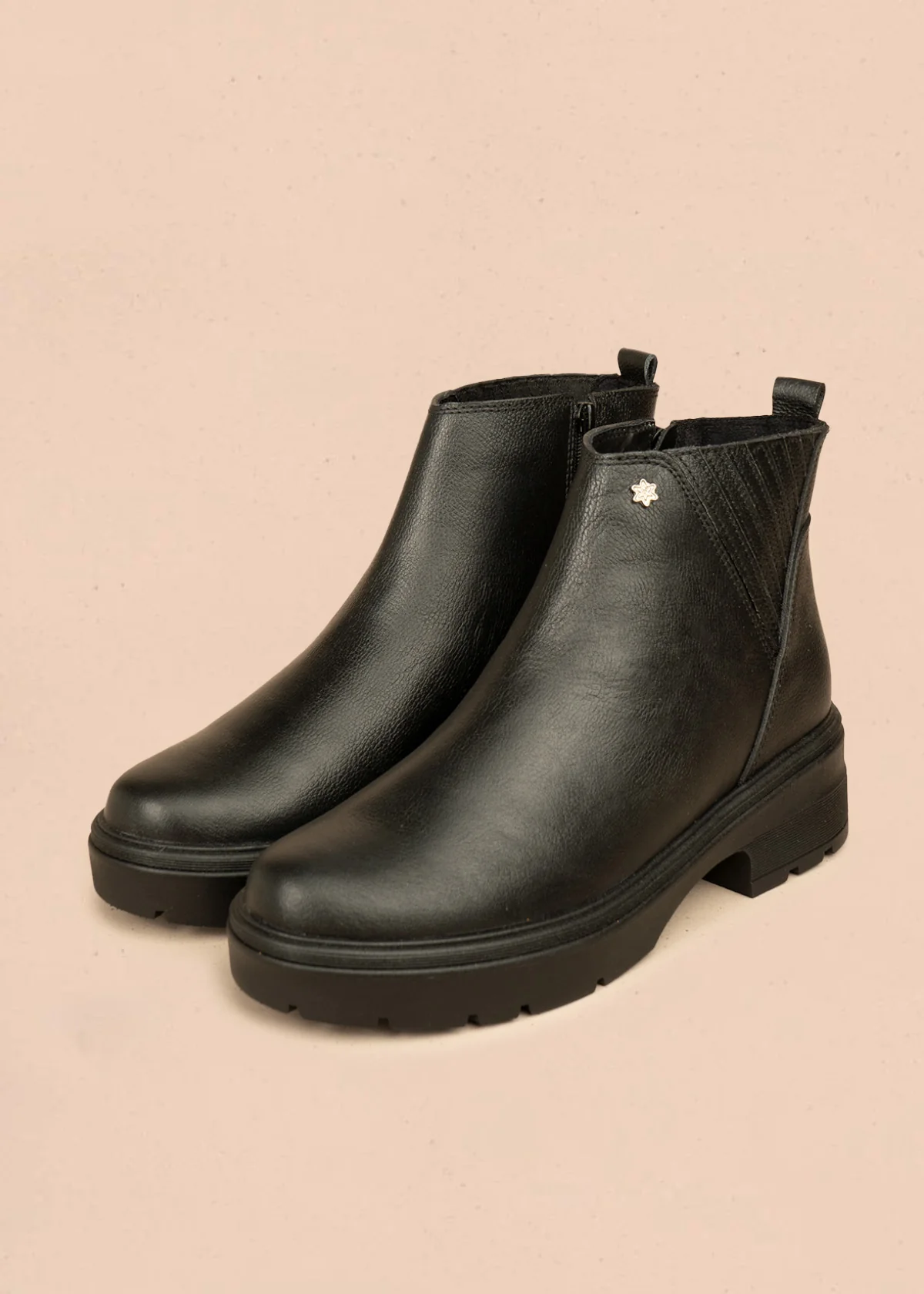 Botines de cuero color negro tipo chelsea 106439 - Image 2
