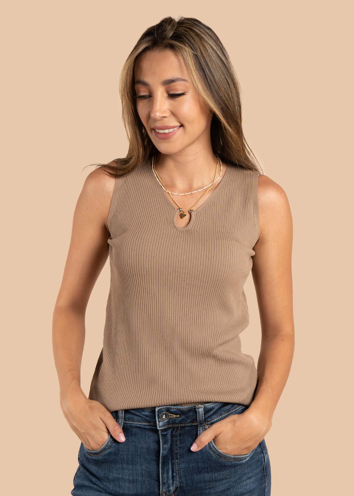 Camiseta color café con herraje circular 105700 - Image 2