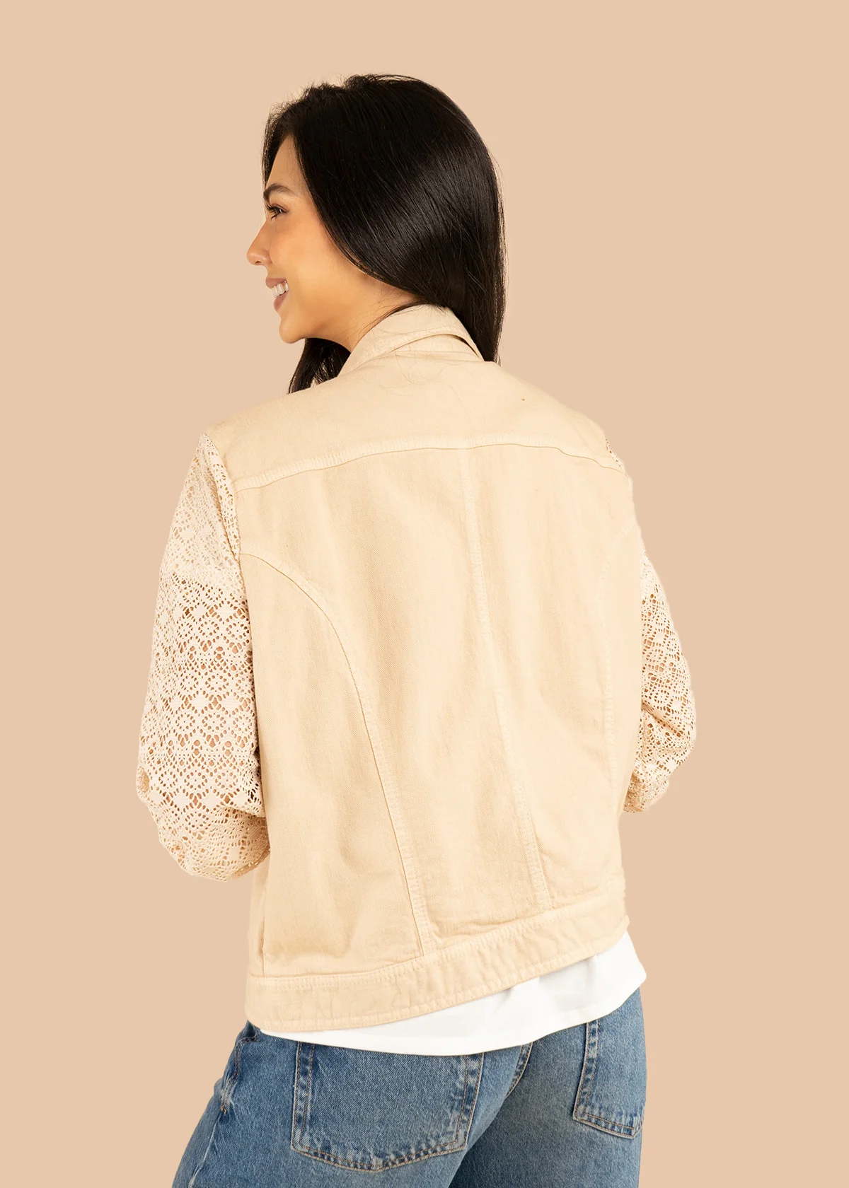 Chaqueta color arena en denim y mangas tejidas 106240 - Image 7
