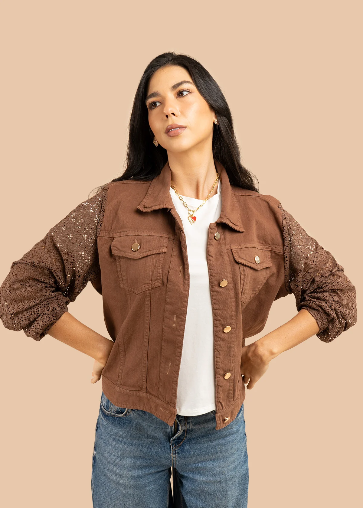Chaqueta color café en denim y mangas tejidas 106240 - Image 4