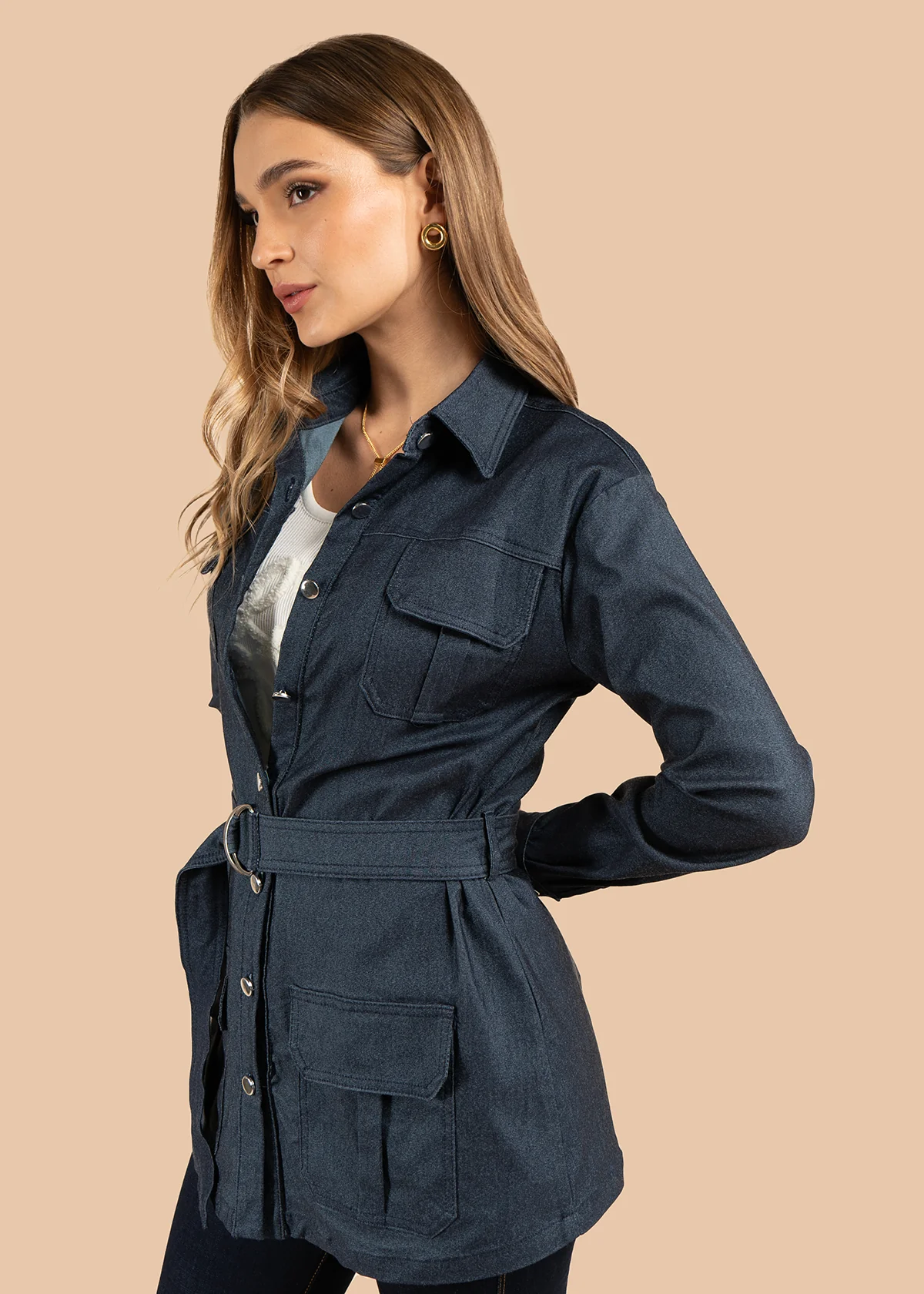 Chaqueta color azul con cinturón y múltiples bolsillos 105853 - Image 3