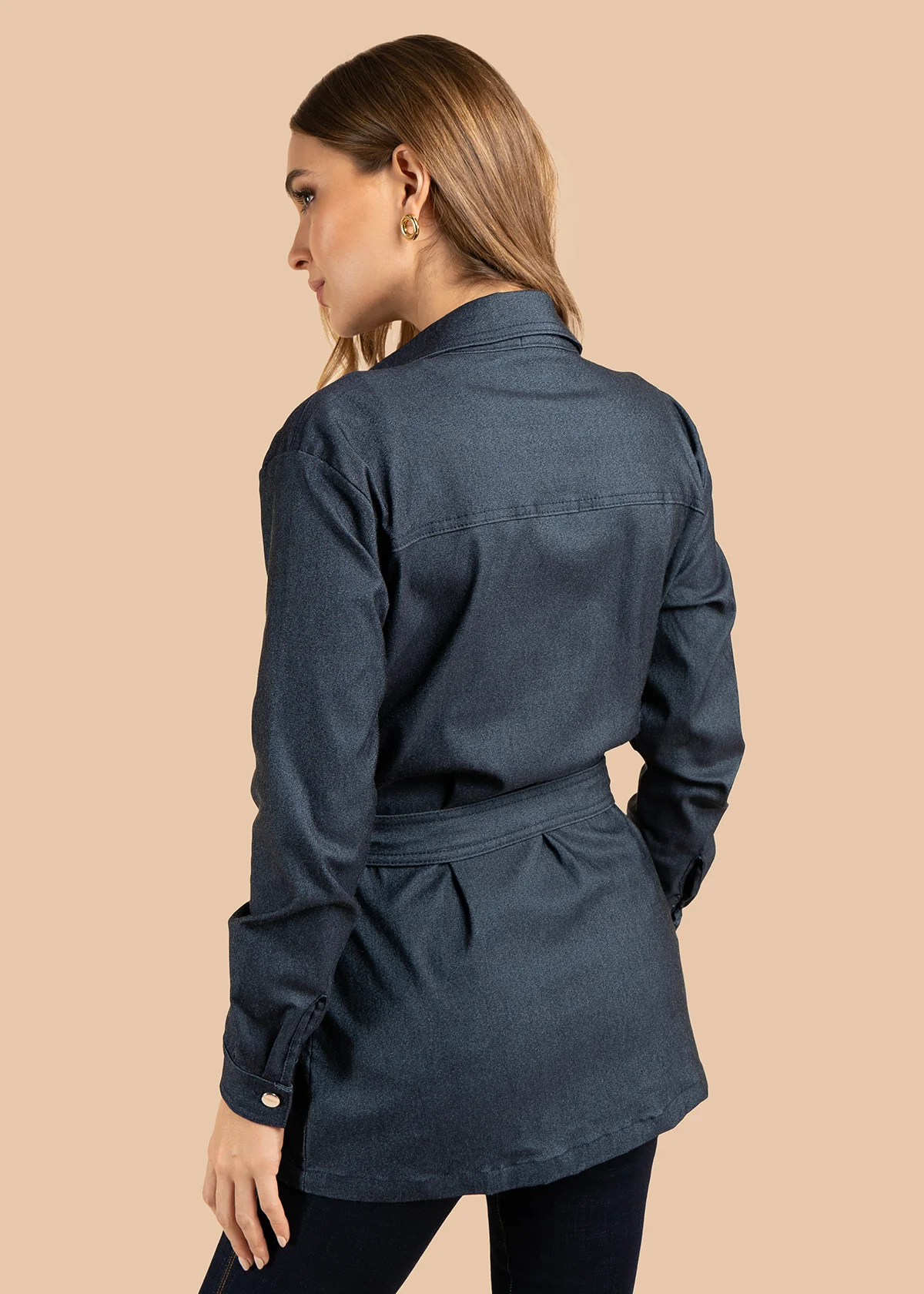 Chaqueta color azul con cinturón y múltiples bolsillos 105853 - Image 6
