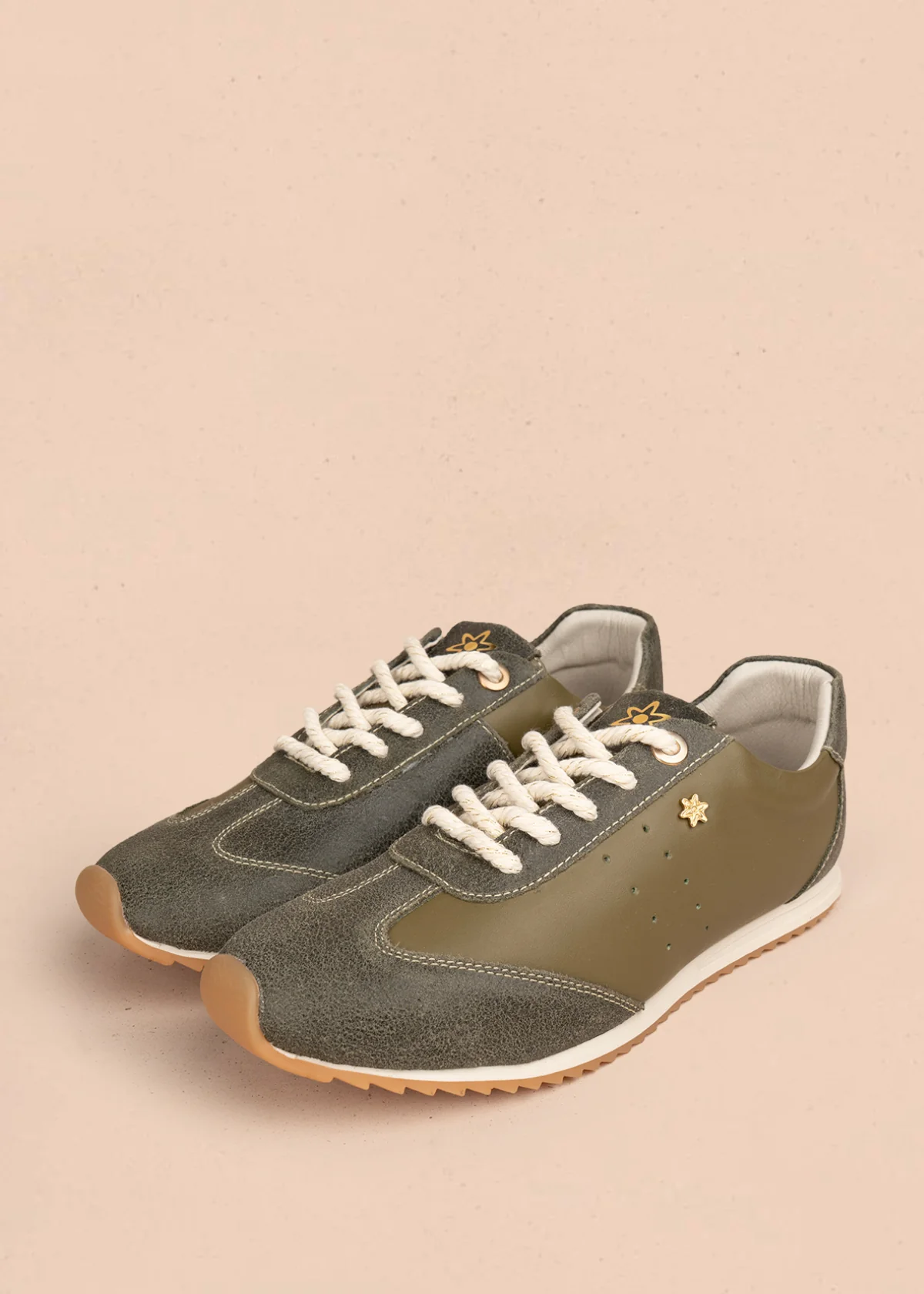 Tenis casuales en cuero color verde con gamuza 106030 - Image 3