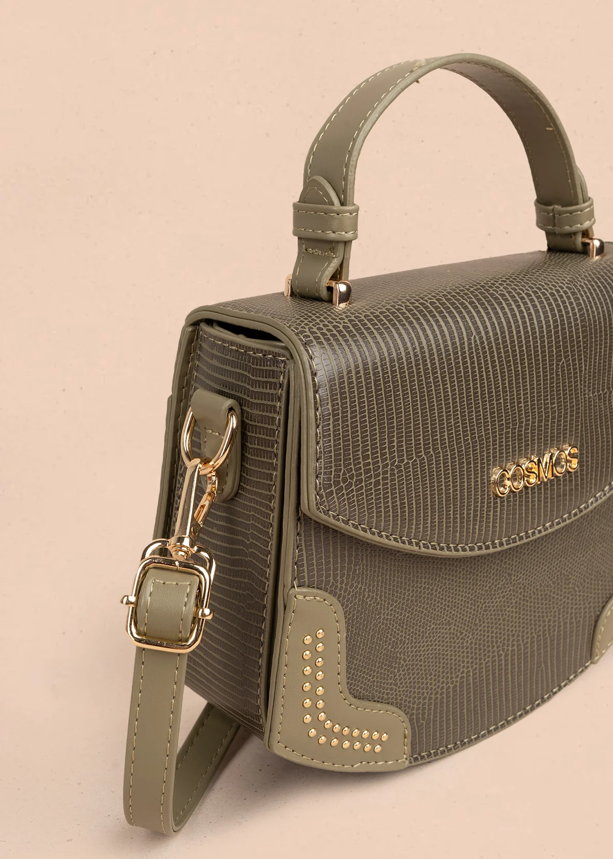 Bolso manos libres color verde con textura croco y detalles dorados 106983 - Image 2
