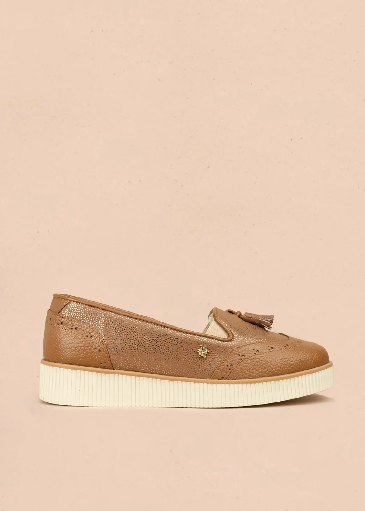 Mocasines de cuero color miel con folia y borlas 106465