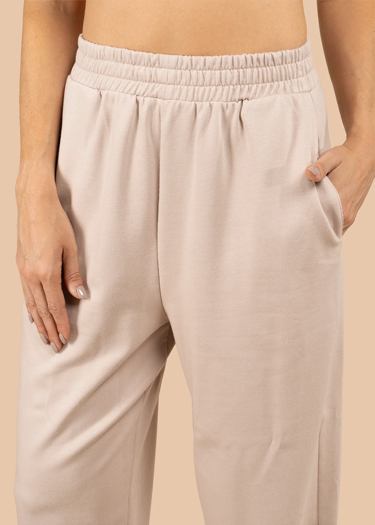 Pantalón color camel con pretina elástica 105849 - Image 3