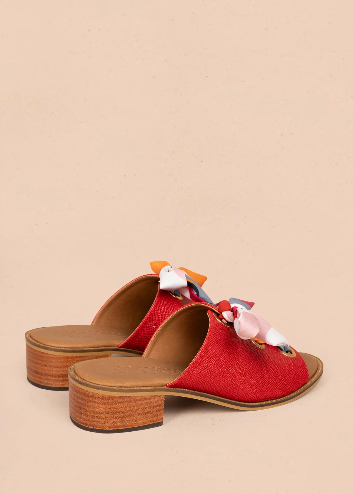 Sandalias en cuero color rojo con cordón de pañuelo 107016 - Image 4