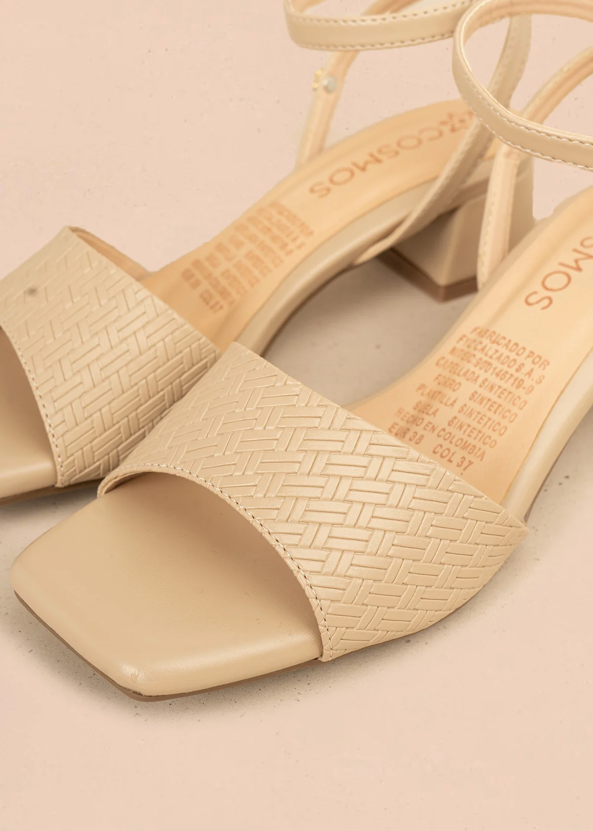 Sandalias color camel con textura trenzada 106529 - Image 3