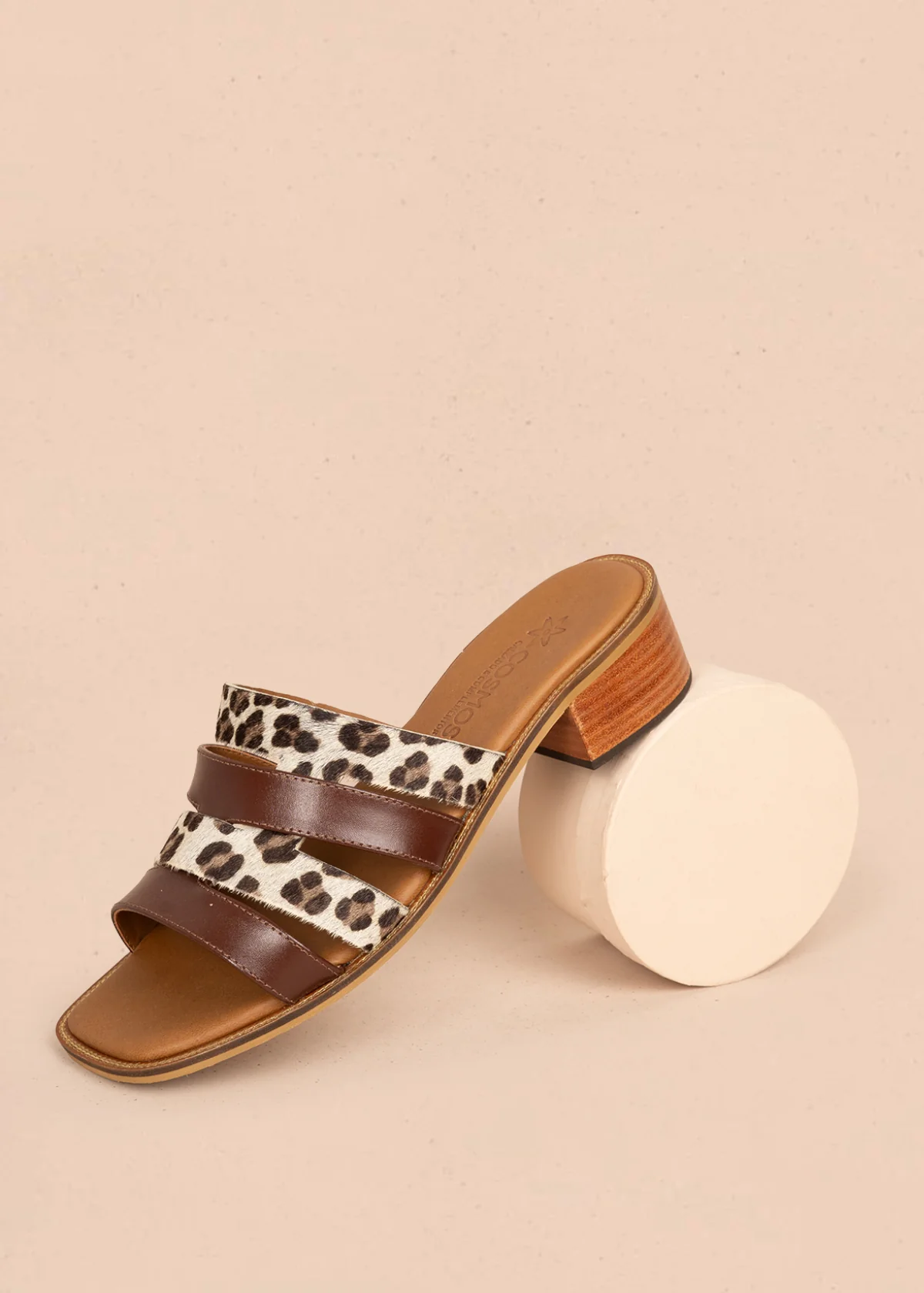 Sandalias en cuero color miel con tiras animal print 107015 - Image 4