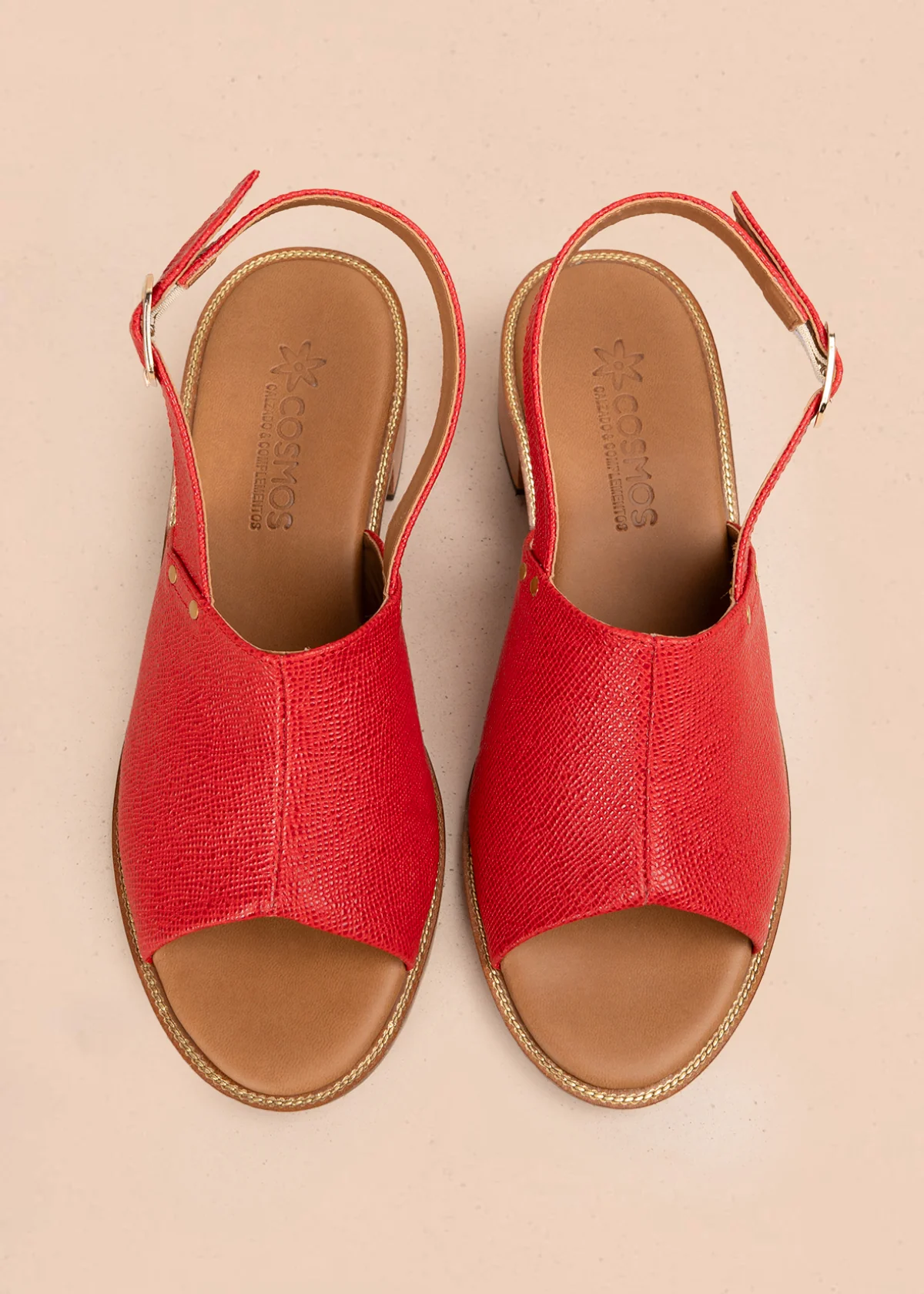 Sandalias altas color rojo con textura croco y correa ajustable 107019 - Image 2
