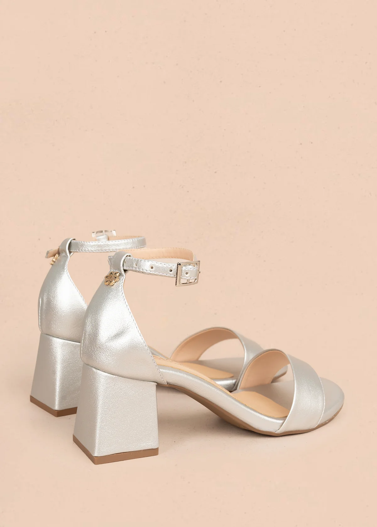Sandalias de fiesta color plata 106092 - Image 5