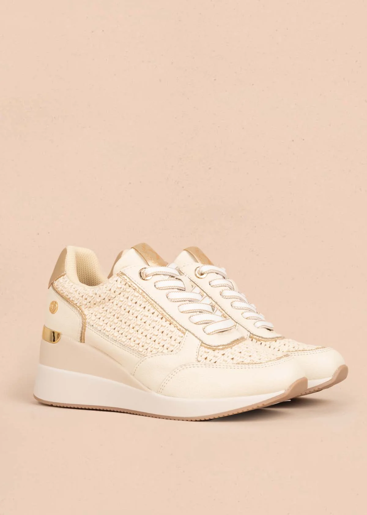 Tenis casuales color beige 105358 - Image 2
