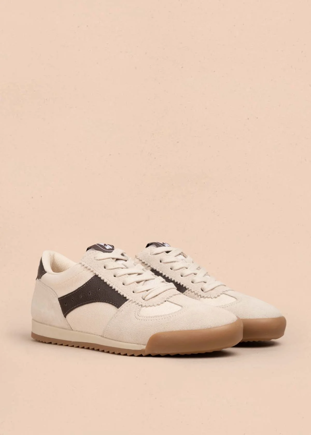 Tenis casuales en cuero color beige 105338 - Image 2