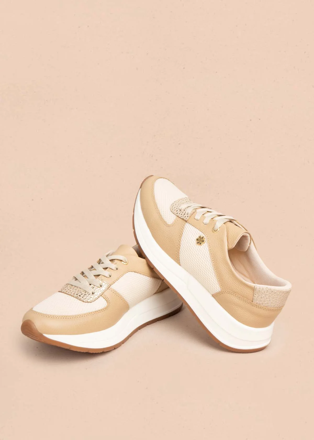 Tenis casuales en cuero color beige con folia 105592 - Image 4