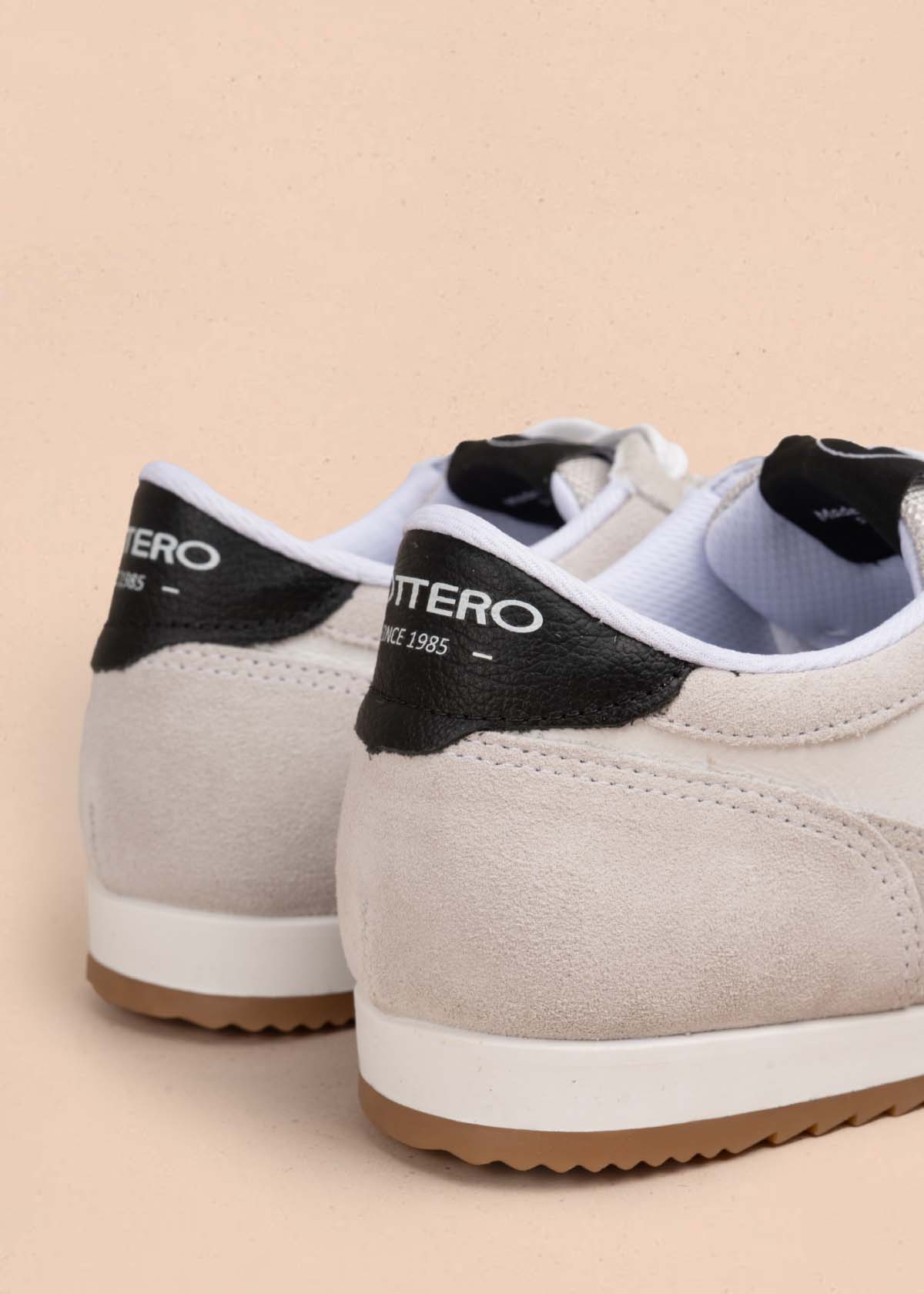 Tenis casuales en cuero color blanco 105336 - Image 4