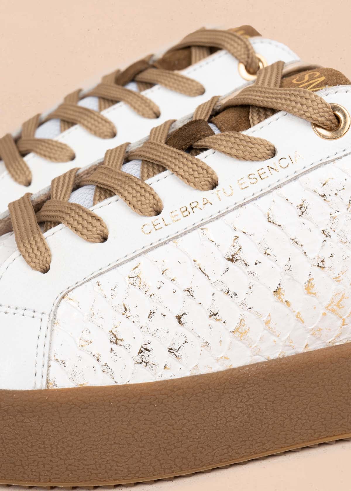 Tenis casuales en cuero color blanco con folia 105717 - Image 5