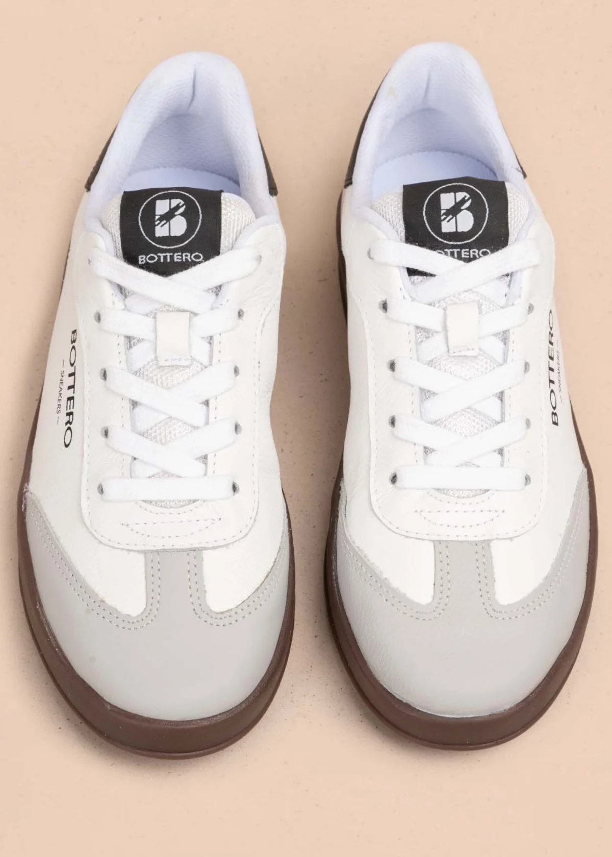 Tenis casuales en cuero color blanco con negro 105331 - Image 6