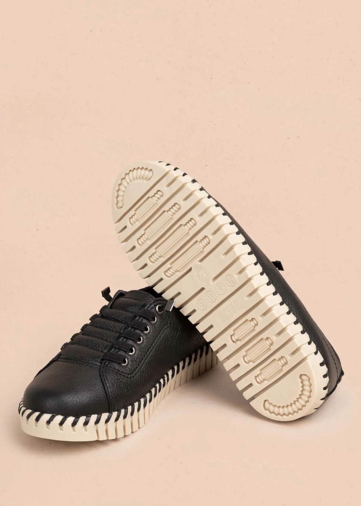 Tenis casuales en cuero color negro 105334 - Image 6